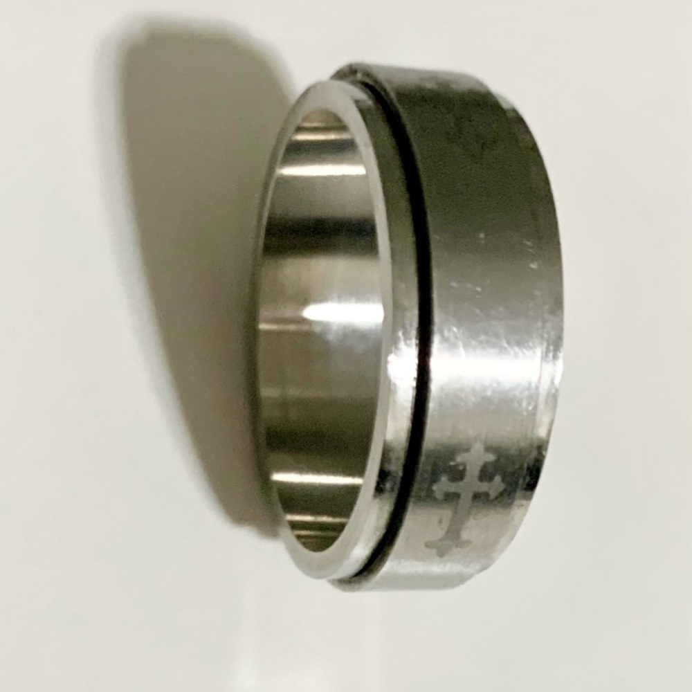 Silver Cross Spinner Ring